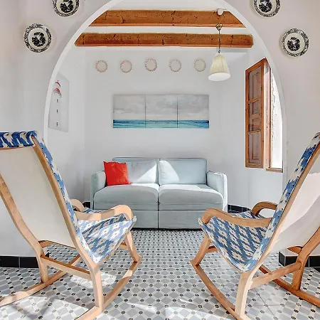 Alvaro Oliver House By Slow