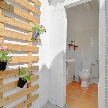 Alvaro Oliver House By Slow